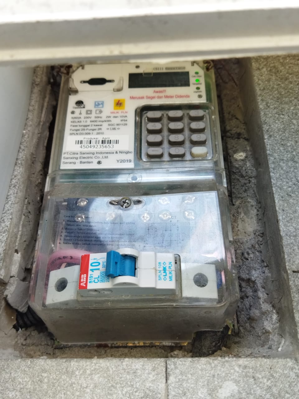 Pemasangan Panel Surya ( solar panel ) di Tuban, Bali